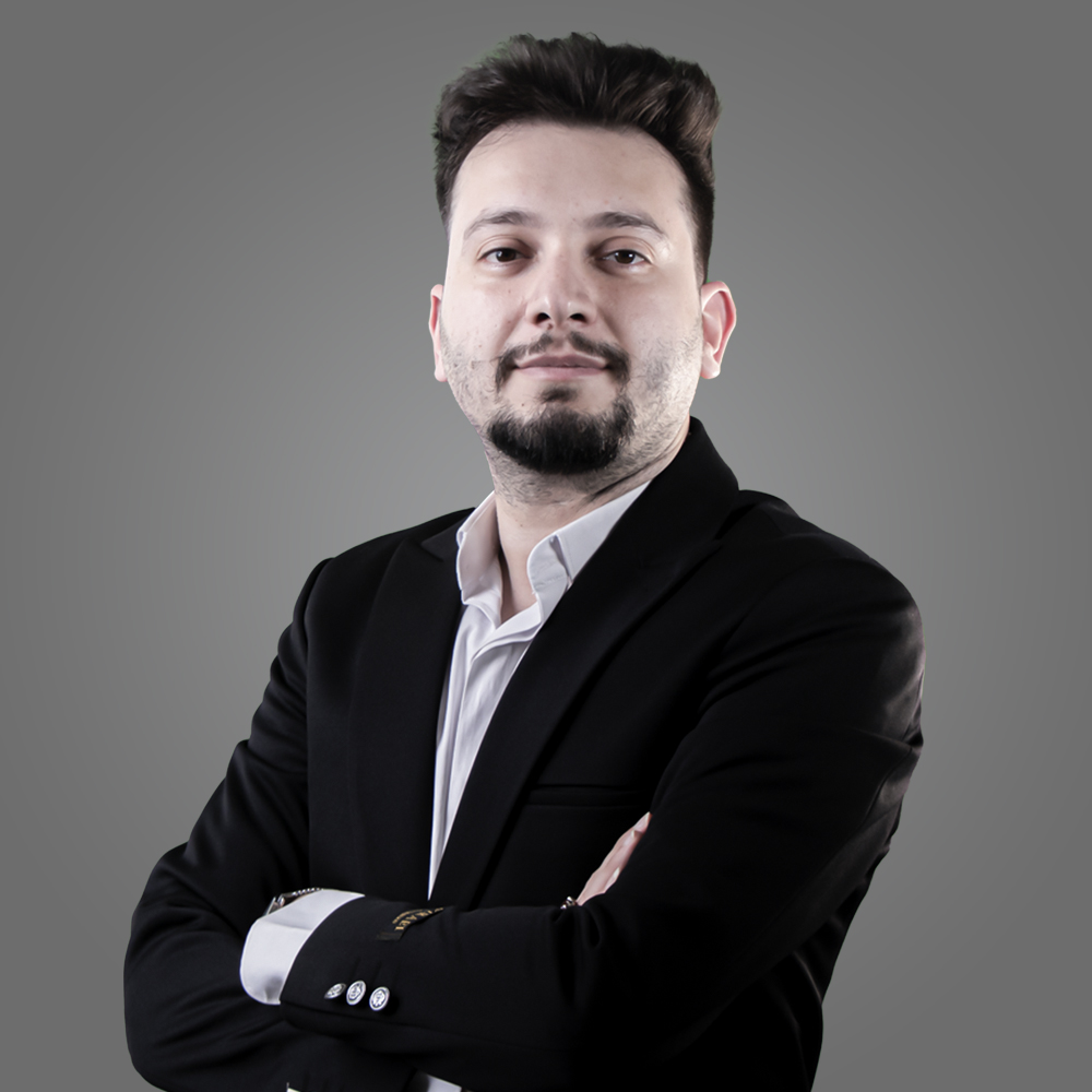 مهرداد باشتنی